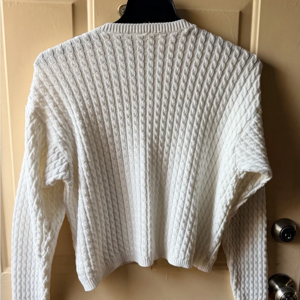 Elegant White Button-Up Cardigan Sweater - Picture 2 of 13